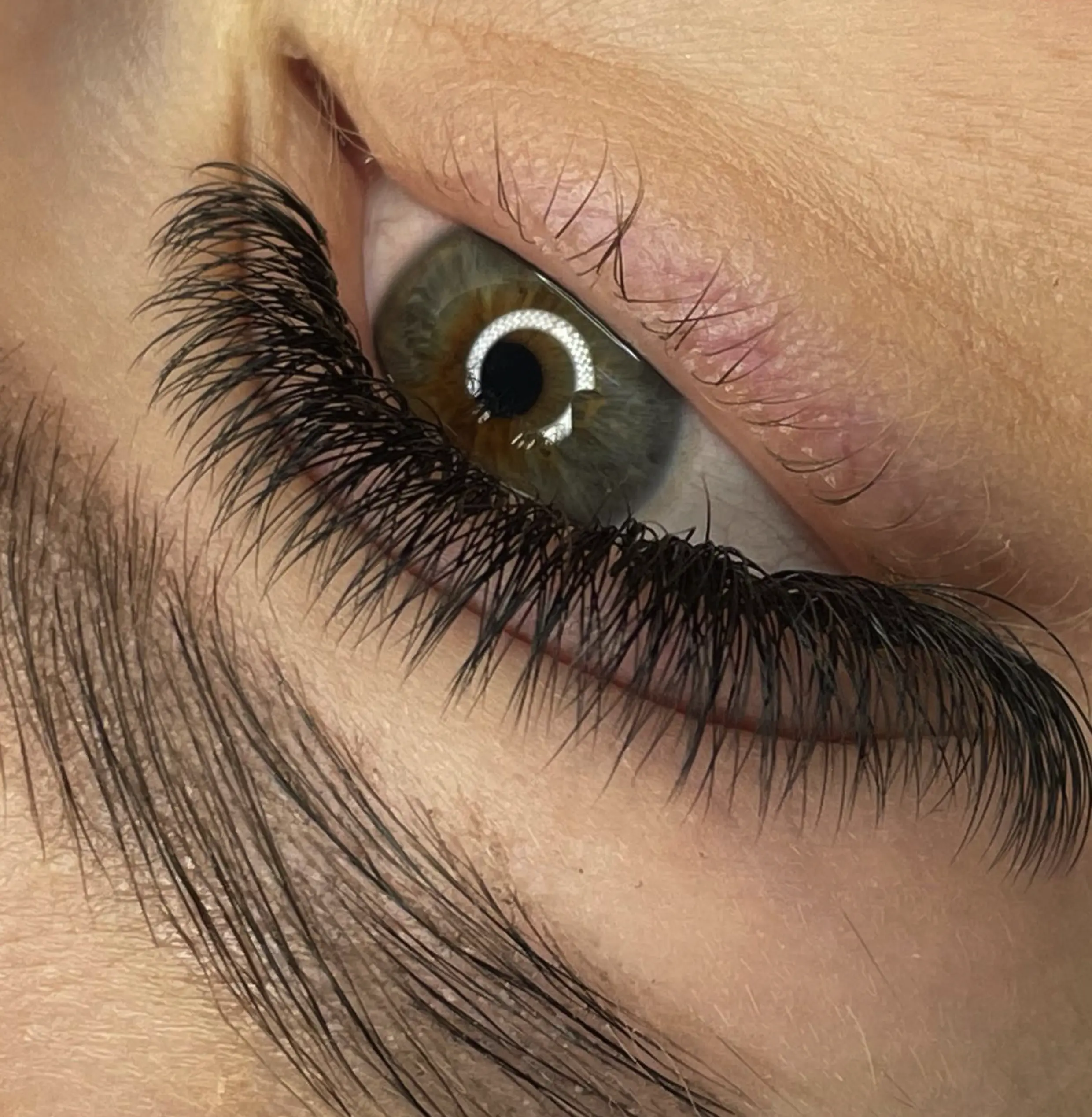 blading eyebrows